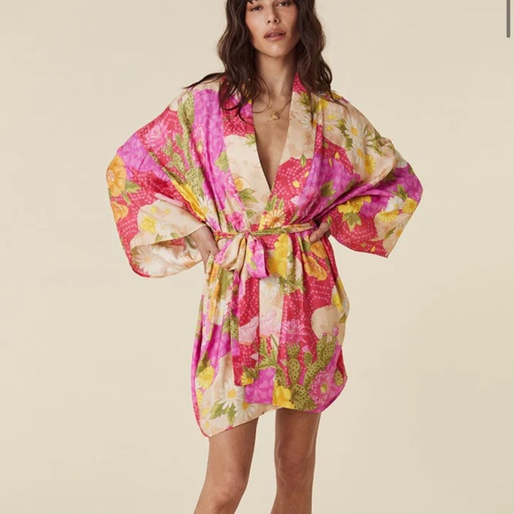 Spell Joshua tree robe kimono candy S/M NWT - Picture 2 of 10